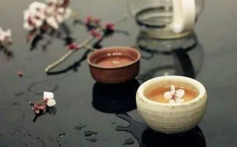 每日一签一卦：探寻周易六爻占卜的奥秘