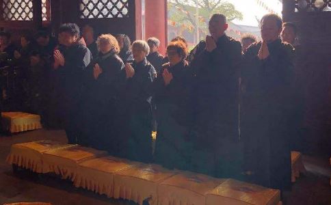 龙男宝宝取名字最佳字母是什么