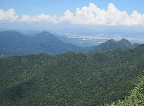 ：东南方的有山的风水怎样？辰巽巳方有砂风水断语